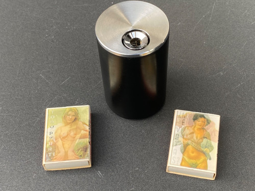 Braun feuerzeug weiss - braun,