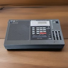 Sony ICF-2001 PLL FM/AM Radio  1981