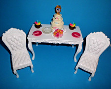 %*Barbie Möbel*Großer Tisch*Stühle*Cocktails*Torte*Teller*Löffel*Blumen*Schale*%