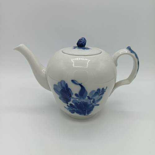 Royal copenhagen blaue blume - copenhagen,