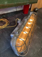 Große EOW Bunkerlampe