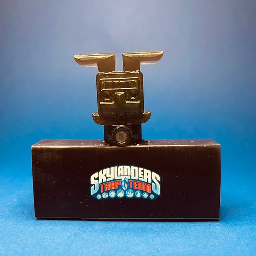 Dark handstand skylanders - dark,