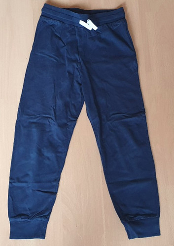 Hose jogginghose gr 140 - m,