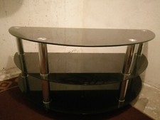 Glastisch / Couchtisch / halbrund / schwarz / 3 Ebenen