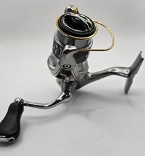 Shimano 15 Twin Power C2000HGS Spinnrolle aus Japan
