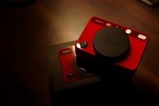 Leica Sofort 2 rot - Neuwertig