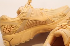 YOUTH Size 7Y Nike Air Zoom
