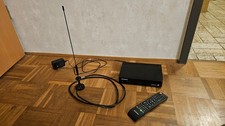 Strong Digital Satellite Receiver DVB T + Fernbedienung + Antenne
