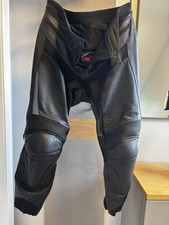 Büse Motorradhose Leder, Modell Lé Mans, Schwarz, Gebraucht