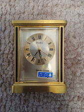 LINDEN. Quartz. Tischuhr