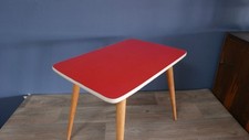 Alter Beistelltisch/ Campingtisch mit roter Resopalplatte, 50/60er Rockabilly