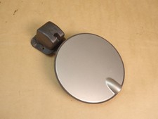 Orig Tankklappe Tankdeckel OPEL Omega B Z146 Titaniumsilber   90378716 90378712