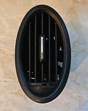 Mercedes A-Klasse W168 Luftdüse links Lüftungsdüse Armaturenbrett A1688300554