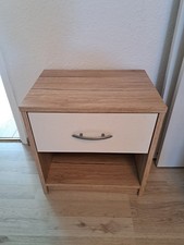 1 Nachttisch ,1,40m ×2.00m