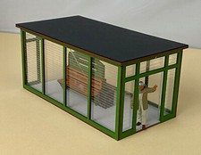 Wartehäuschen Spur 0