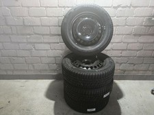 Satz Stahlfelgen mit Winterreifen Mercedes-benz A1564000000 215/60R17
