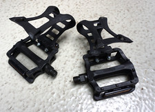 Paar Wellgo Fahrradpedale Plattformpedale Pedale schwarz mit Käfig (A024-307)