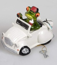 Frosch im Auto als Spardose