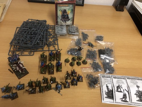 Lizardmen army warhammer - army,