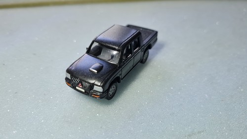 Mitsubishi l200 pickup - mitsubishi,