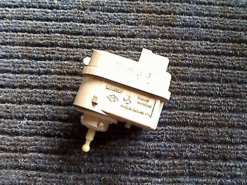 Scheinwerfer stellmotor rechts - stellmotor,