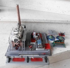 Wilesco D20 Dampfmaschine mit 4 Antriebsmodellen,Manometer+Domdampfpfeife-70er