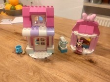 LEGO DUPLO Disney: Minnies Haus mit Café (10942)