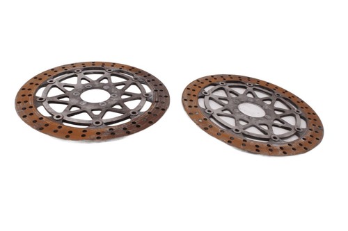Bremsscheibe gelocht hinten