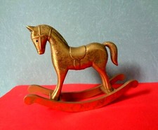 Deko Figur Schaukelpferd gold