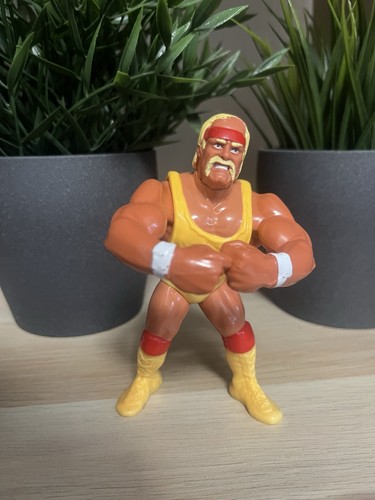 Hasbro hulk hogan wwf - hasbro,