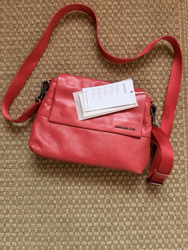 Athena mandarina duck - athena,