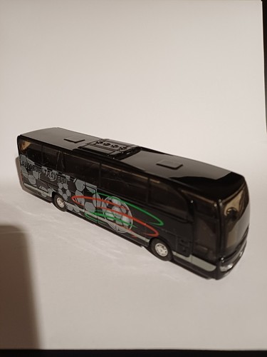 Welly mercedes benz - 1:43,