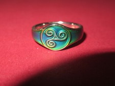 Ring keltisch farbwechselnd