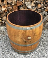 Pflanzkübel aus 3/4 gebrauchtem 225l-Weinfass (170l) geölt