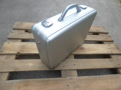 Aluminium aktenkoffer - x,