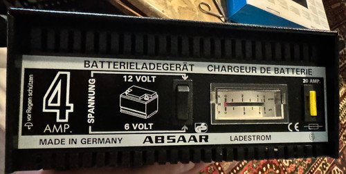 Batterieladegerät absaar - batterieladegerät,
