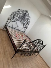 Eisernes Doppelbett, handgem. Schmiedekunst, 160 x 200 cm Unikat, mit Lattenrost