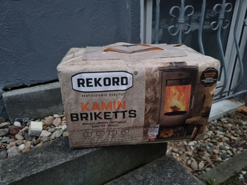 Braunkohlebriketts kohle - braunkohlebriketts,
