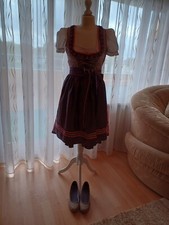 Komplettes Outfit Dirndl Dirndlbluse evtl. Schuhe