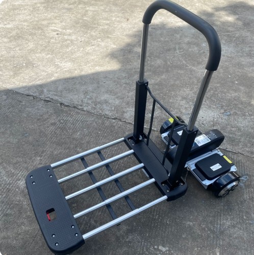 Elektrischer transportwagen - elektrischer,