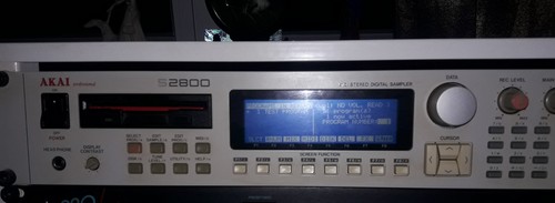 Akai s2800 midi - s2800, stereo