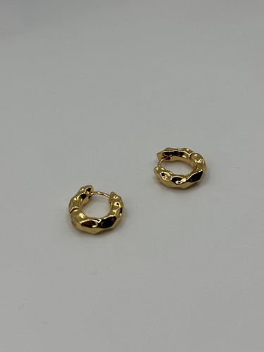 Molten hoop earrings - hoop,