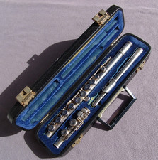 HOCHWERTIGE J.M. GRASSI MILANO, LA MADELON STUDIO,QUERFLÖTE MIT KOFFER