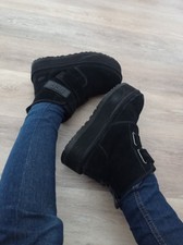 UGG Boots Stiefel Schwarz