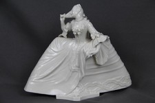 Nymphenburg Porzellan Figur Bustelli Dame mit Fächer Comedia del Arte weiß