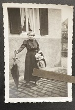 Foto Portrait junge Frau Jugendlich Model 1932 Widmung Kleid Handtasche Schirm