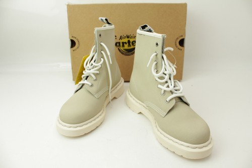 Martens 1460 loch boots - martens,