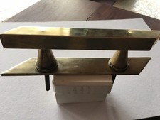 Schöner Tür-Stoßgriff