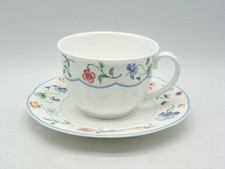 Kaffeetasse mit Untertasse von