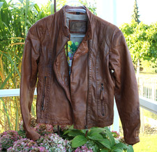Lederjacke von Oakwood in sehr